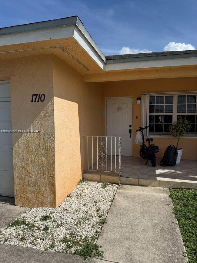 Photo - 1710 NW 154th St