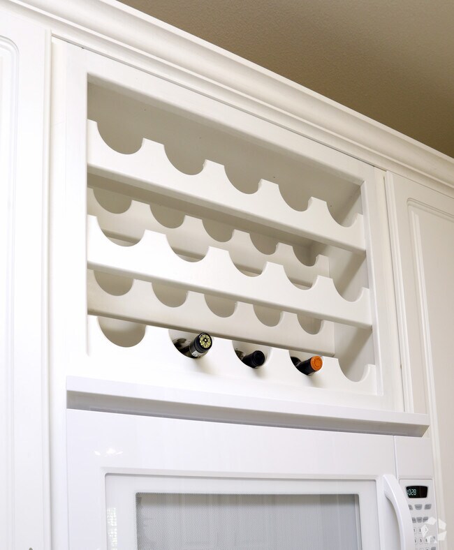 Lake Clearwater Apartments For Rent in Indianapolis, IN