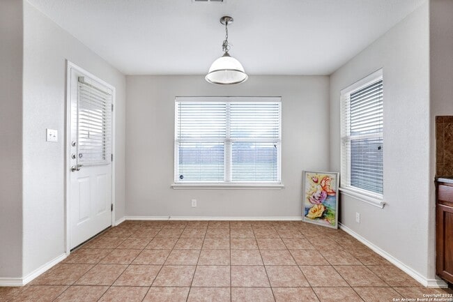 Photo - 547 Red Quill Nest