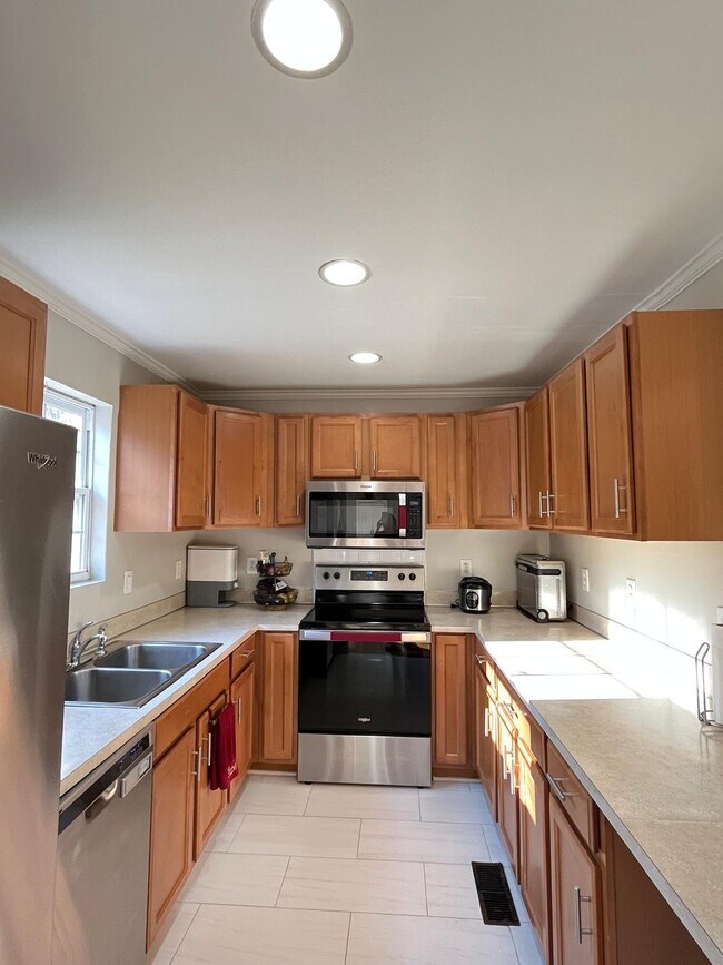 5116 Furman Pl
