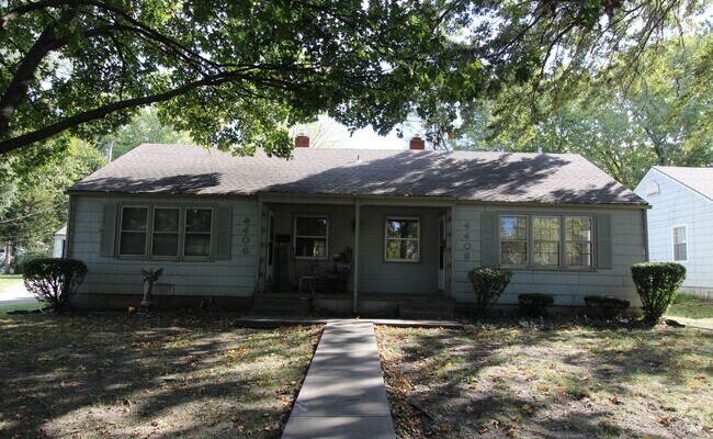 Building Photo - 1 Bedroom 1 Bath Duplex in Navy Hill Area ... Rental