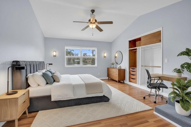 Photo - 392 Payne Dr