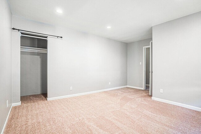 Photo - 1203 Benton St. - 1 bedroom | 1 bath Unit 1203