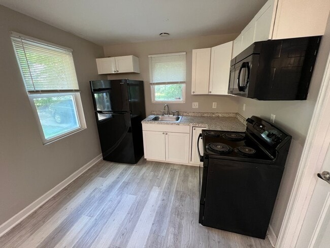 Photo - MOVE-IN READY!