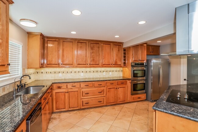 Photo - 7902 Beaufort Dr