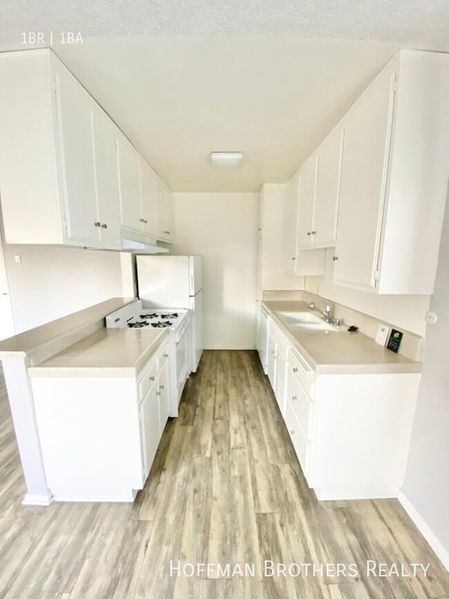 Photo - 10537 Rose Ave Unidad 2