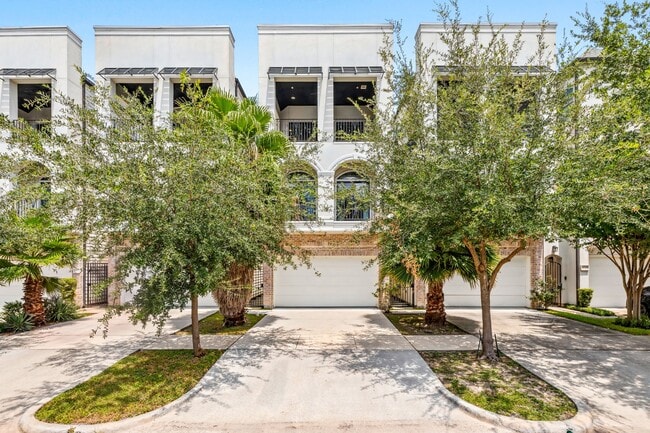 Photo - 4744 Aftonshire Dr