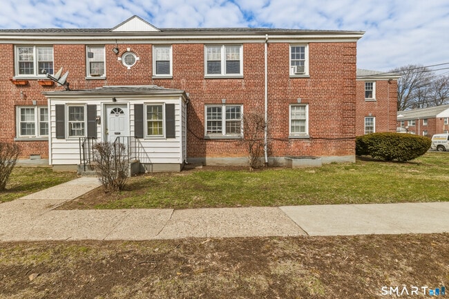 Photo - 957 William St Unit APT B