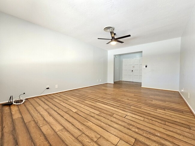 Photo - Beautiful home for Rent. Paid Solar, A/C, ...