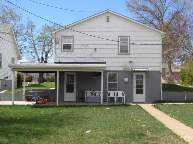 Building Photo - Cozy 2-Bedroom 1-Bath Basement Unit Near UNC! Rental