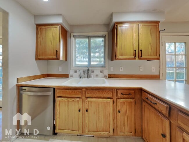 Photo - 11121 NE 92nd Cir