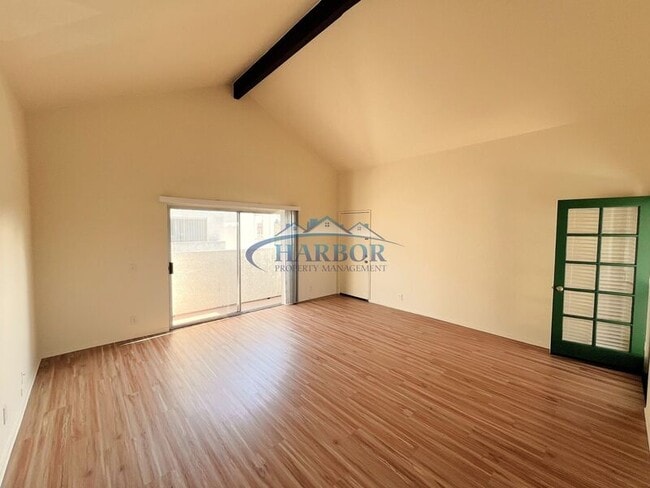 Photo - 4567 W 159th St Unidad 4