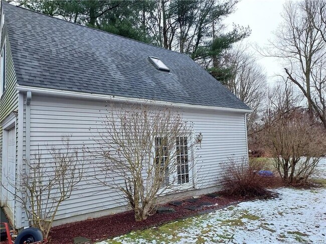 Photo - 3 Ridge Dr N