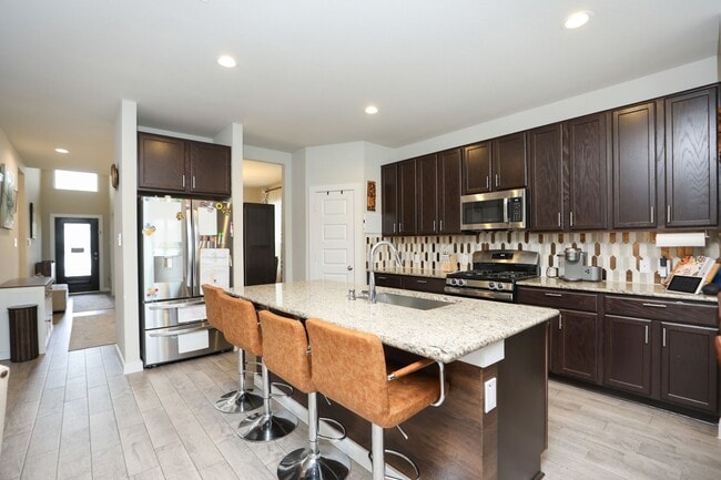 5511 Gothic Oak Dr
