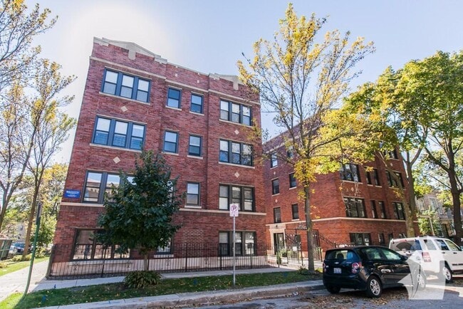 Building Photo - 2203 W Eastwood Ave Unit 2SE