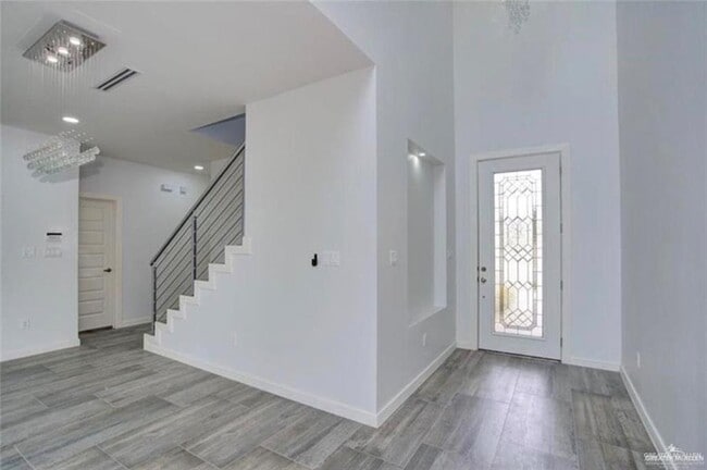 Photo - 18 Sunset Dr