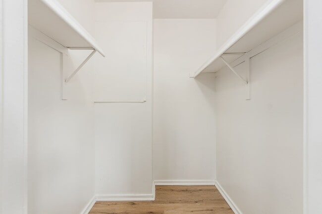Walk-in closet
