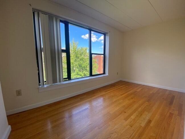 Photo - 5 Douglas Park Unidad 416