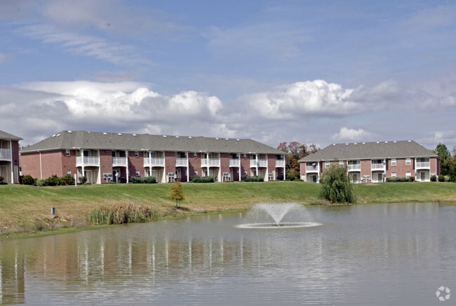 Ashland Lakes Apartments