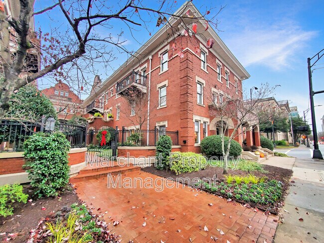Photo - 400 E Washington St Unit 22