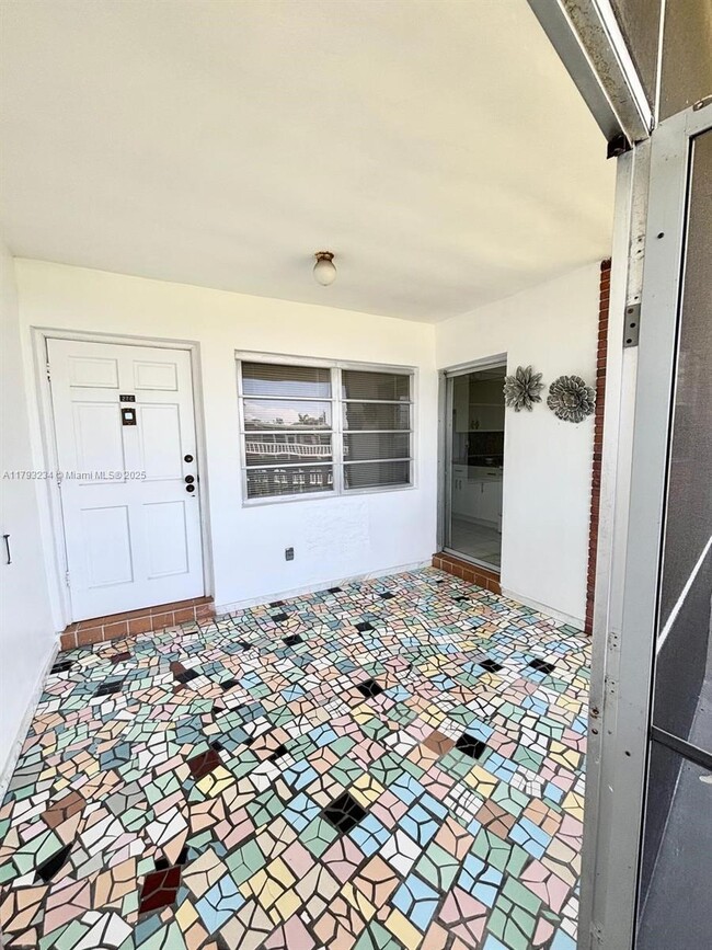 Photo - 141 NE 10th Ave Condo Unit 27C