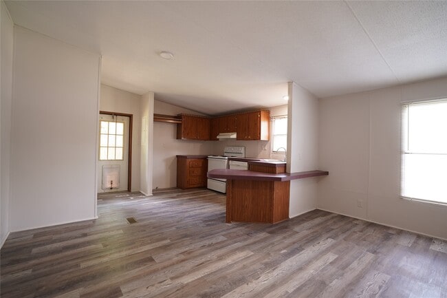 Photo - 9533 Cypress Dr