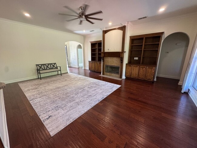 Photo - Beautiful 5 Bedroom Bossier City Home in Tiburon Neighborhood