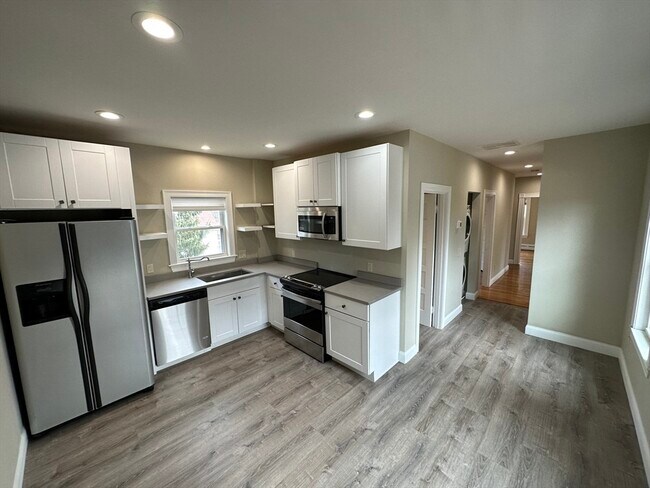 Photo - 284 Central St Unit 2