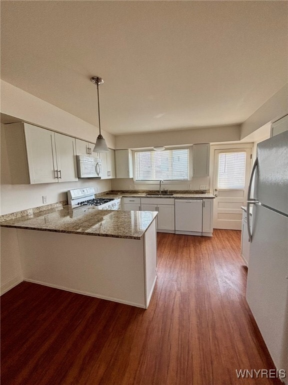 Photo - 90 Laverack Ave