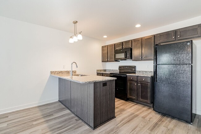 Photo - 1708 Fairmont Dr Unit 210