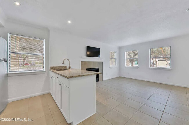 Photo - 100 Fairway Park Blvd Unidad 1905