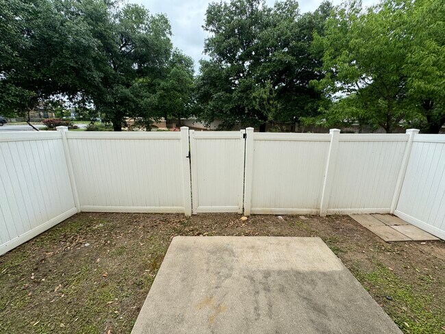 11105 Lost Maples Trail House - Image 