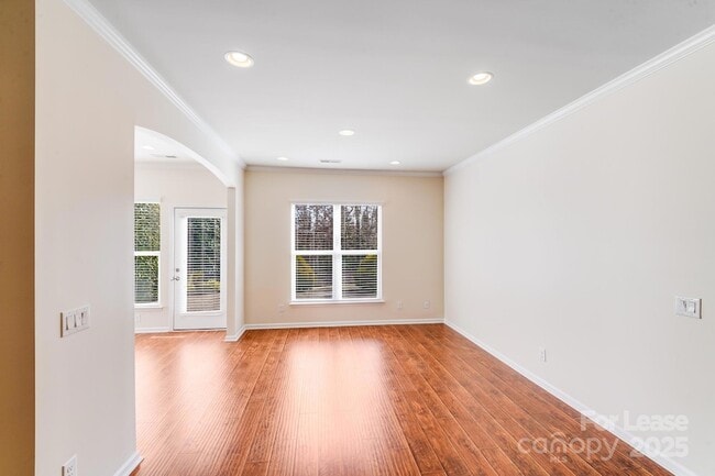 Photo - 7012 Kitty Hawk Ln