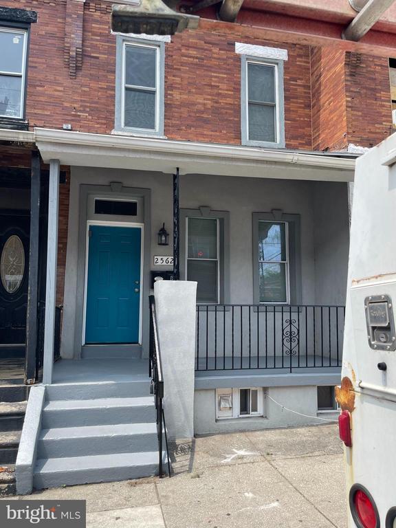 Building Photo - 2562 N 31st St Rental