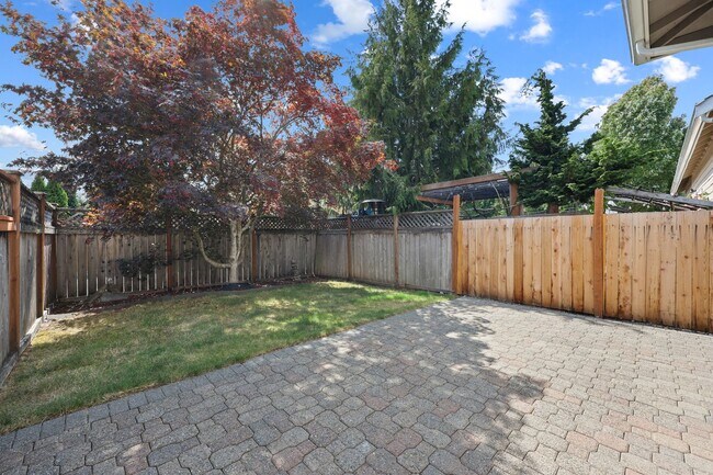 5267 66th Ave SE