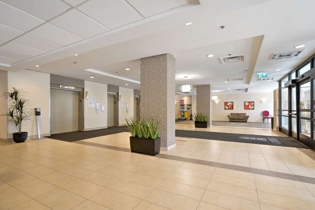 Photo - Red Top Tower Apartments