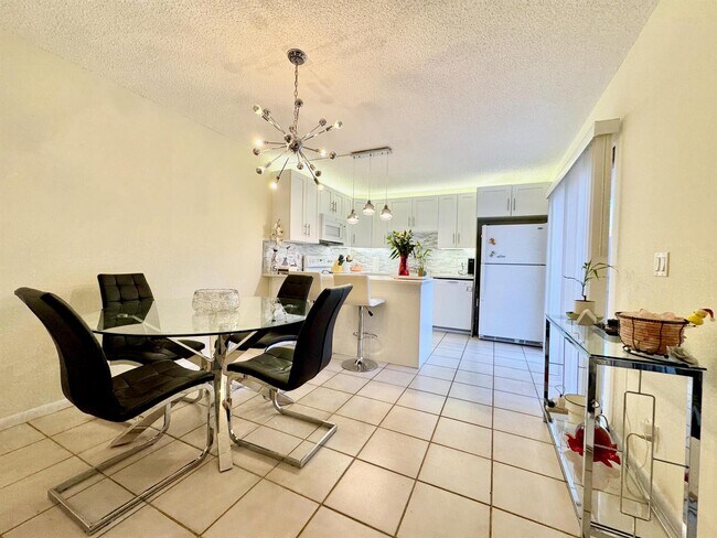 1765 San Jose Dr