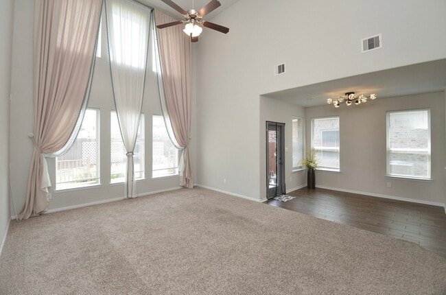 Photo - 18219 Gardens End Ln