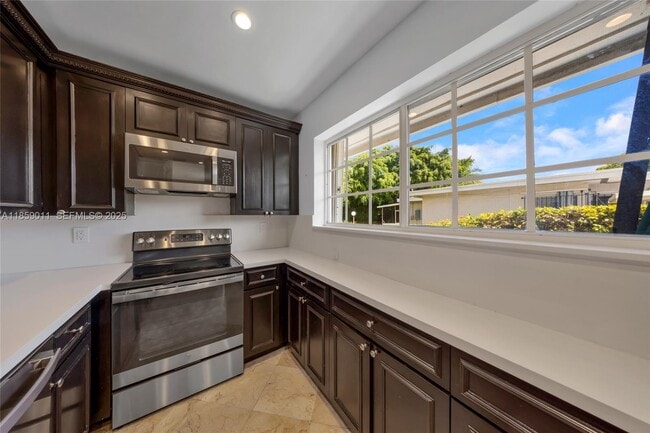 Photo - 7528 Buccaneer Ave