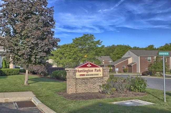 Photo - Huntington Park Apartments