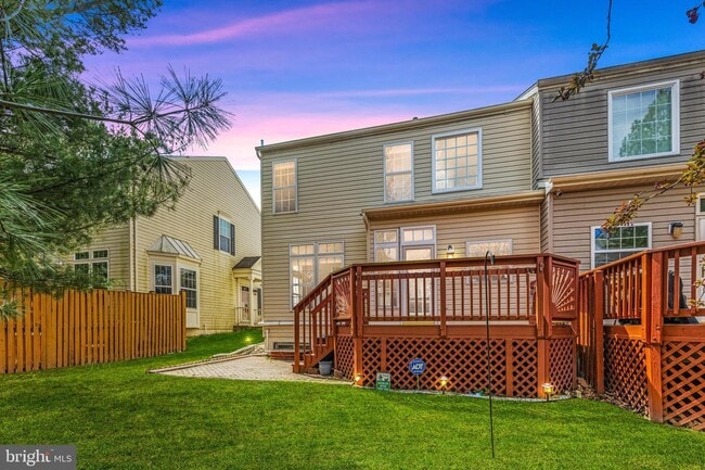 Photo - 210 Eisenhower Ct