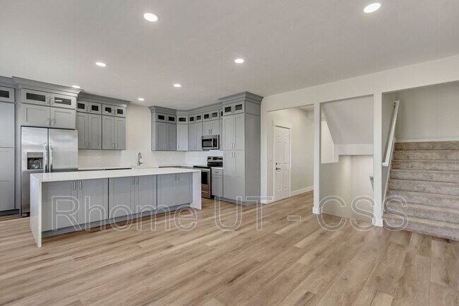 Photo - 105 Chandlerpoint Way Townhome