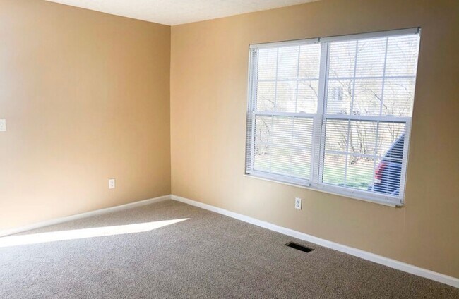 Photo - 5570 Maple Canyon Ave