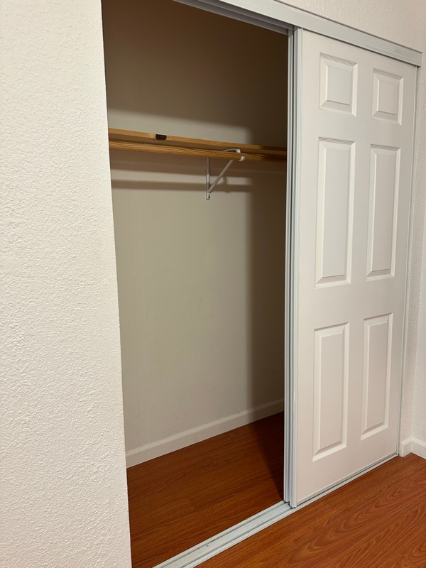 Building Photo - 2112 Morrill Ave Unit 2112