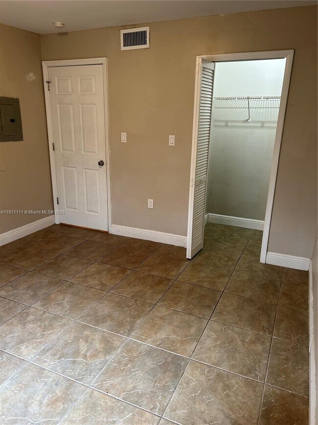 Photo - 15551 SW 104th Terrace Unit 822