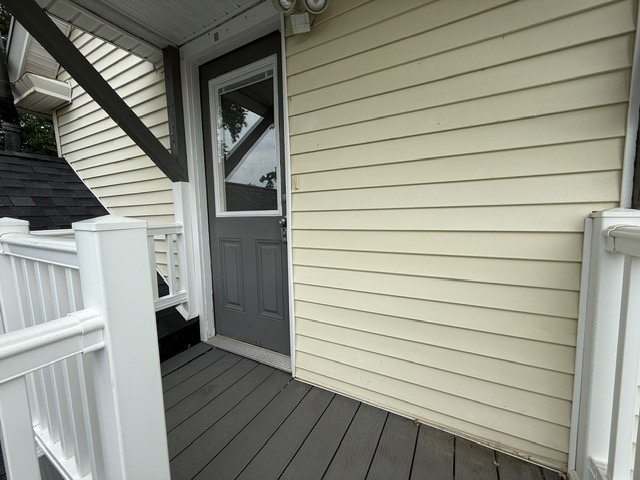 98 Stockbridge St