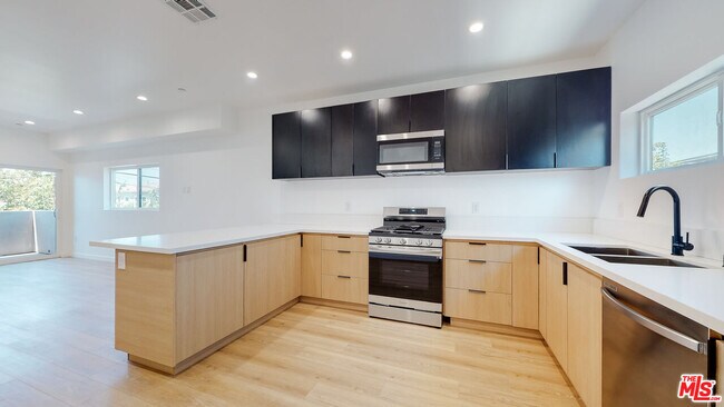 Photo - 2331 Hauser Blvd