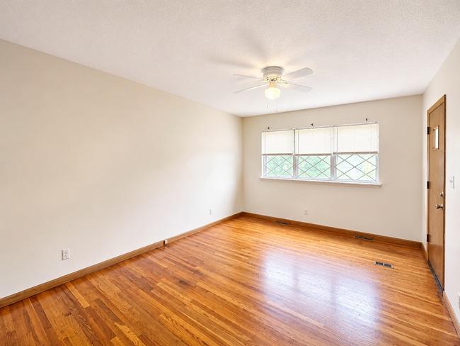 Photo - 1206 N Cottage Ave