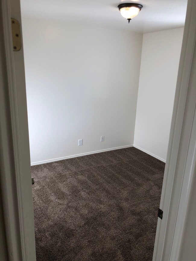 Photo - 12219 S 1440 W