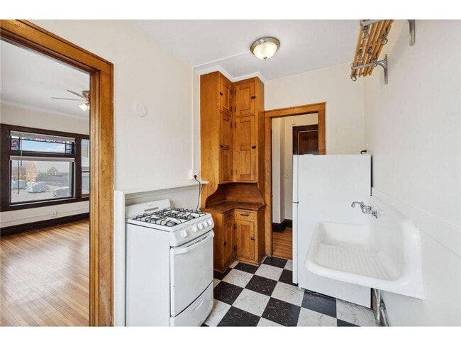 Photo - 1910 1st Ave S Unidad 3